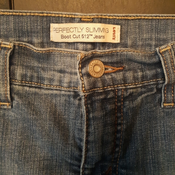 Womens Levi's Perfectly Slimming Bootcut 512 Jeans - Picture 4 of 5